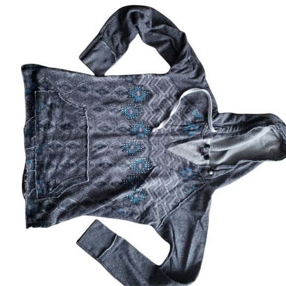 🛍️Blue Aztec Print Hoodie w/ Bling - Picture 1 of 2